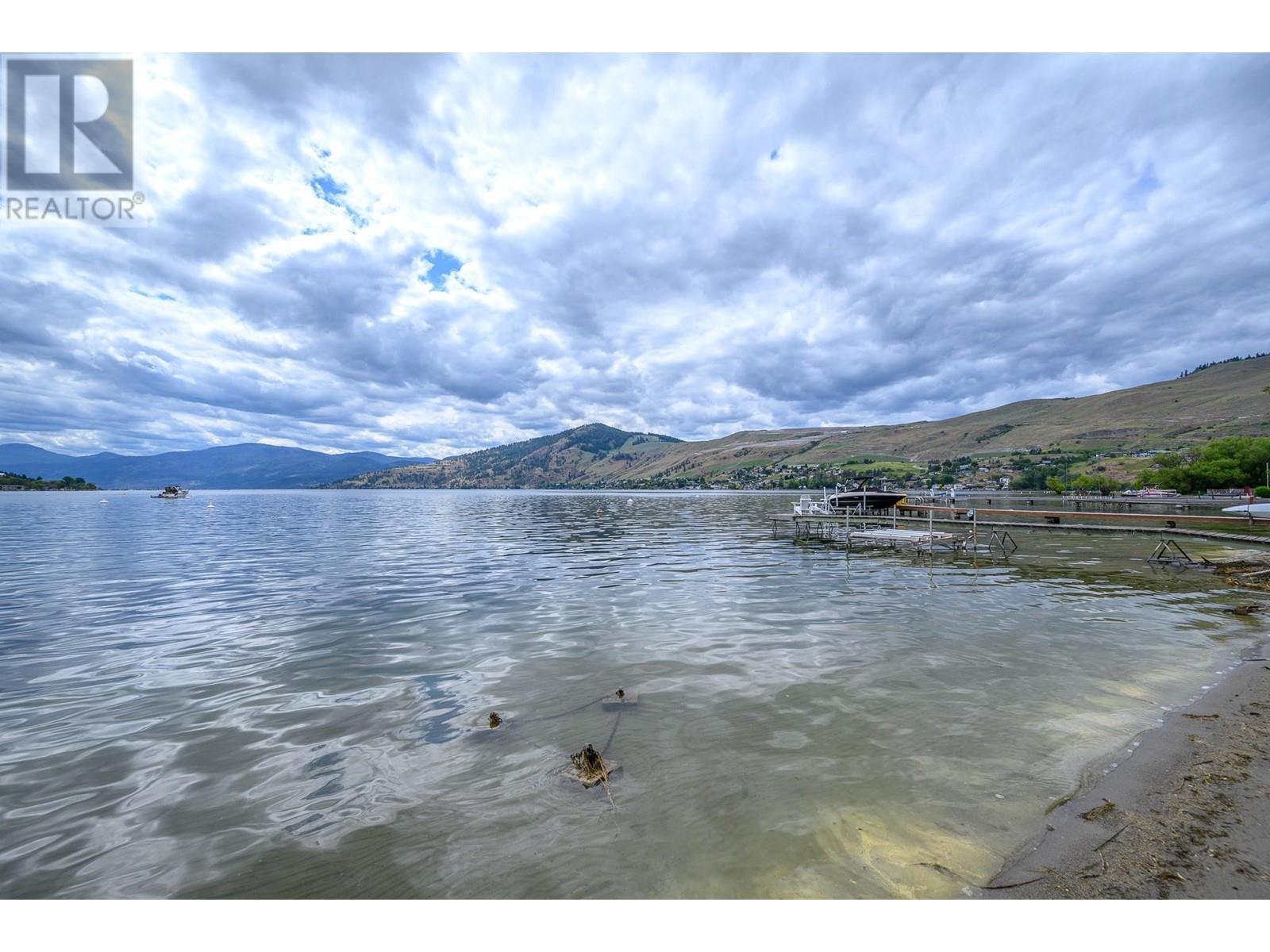 2612 Lakeshore Road. Vernon, British Columbia