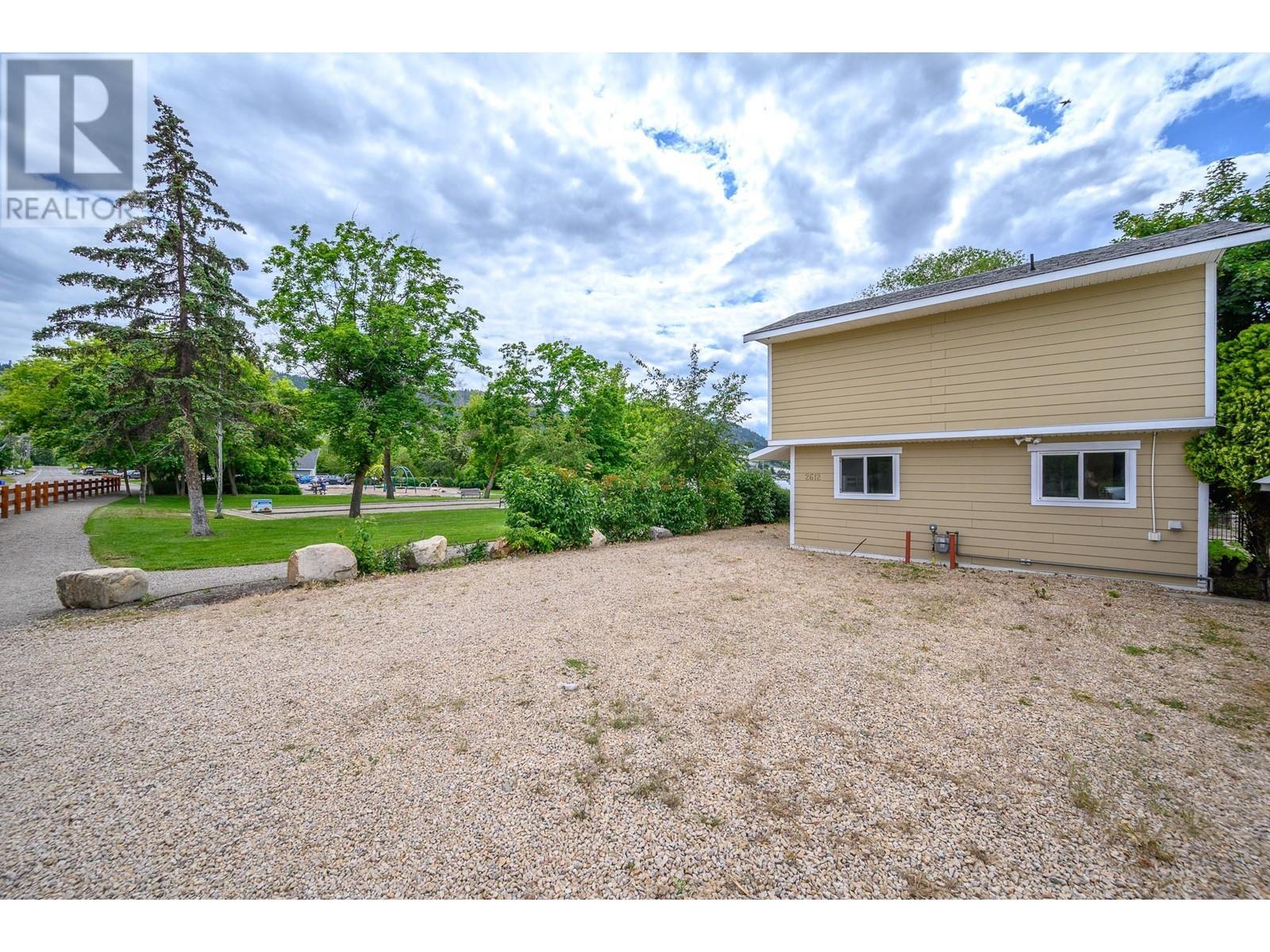 2612 Lakeshore Road. Vernon, British Columbia