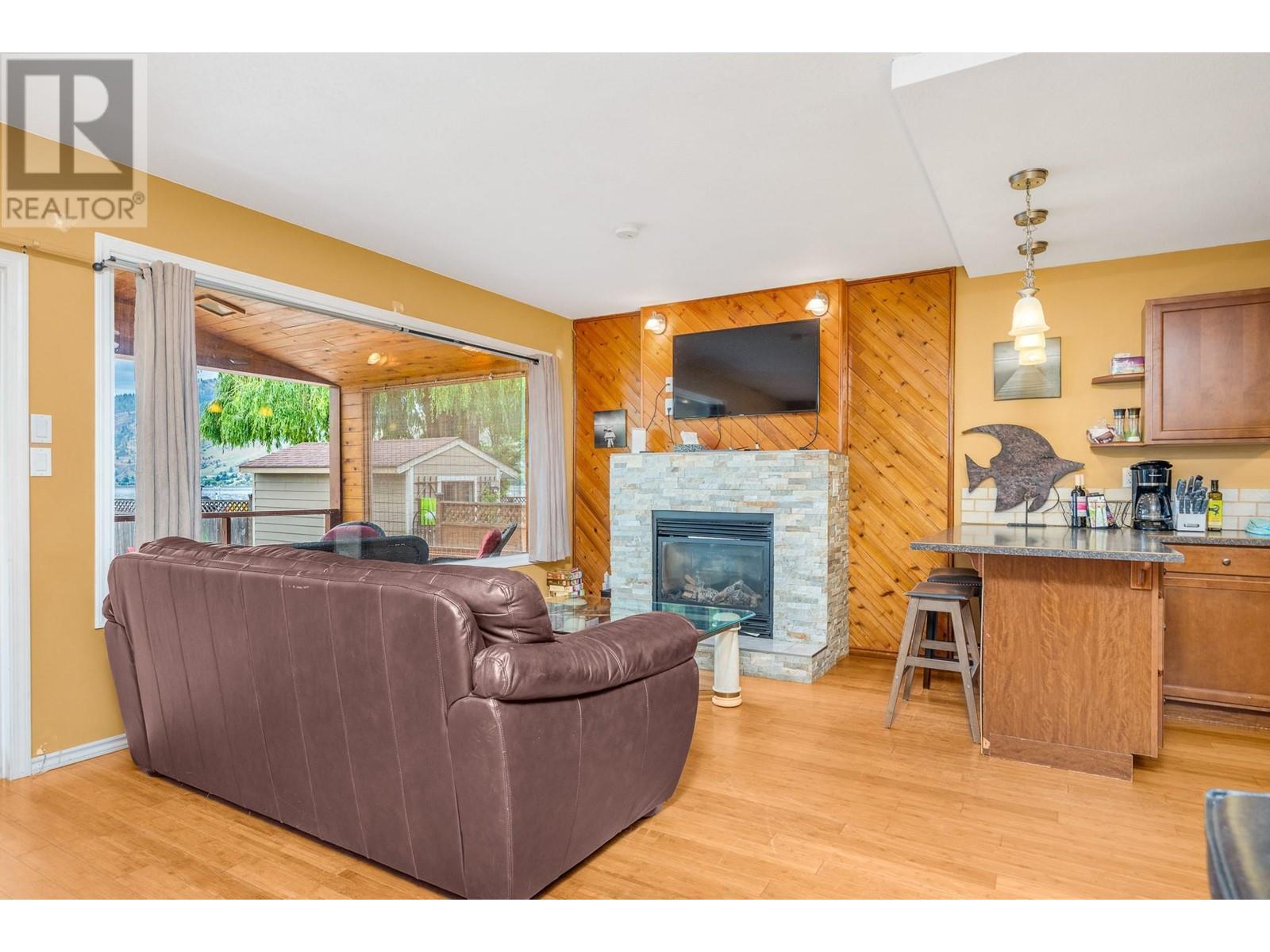 2612 Lakeshore Road. Vernon, British Columbia