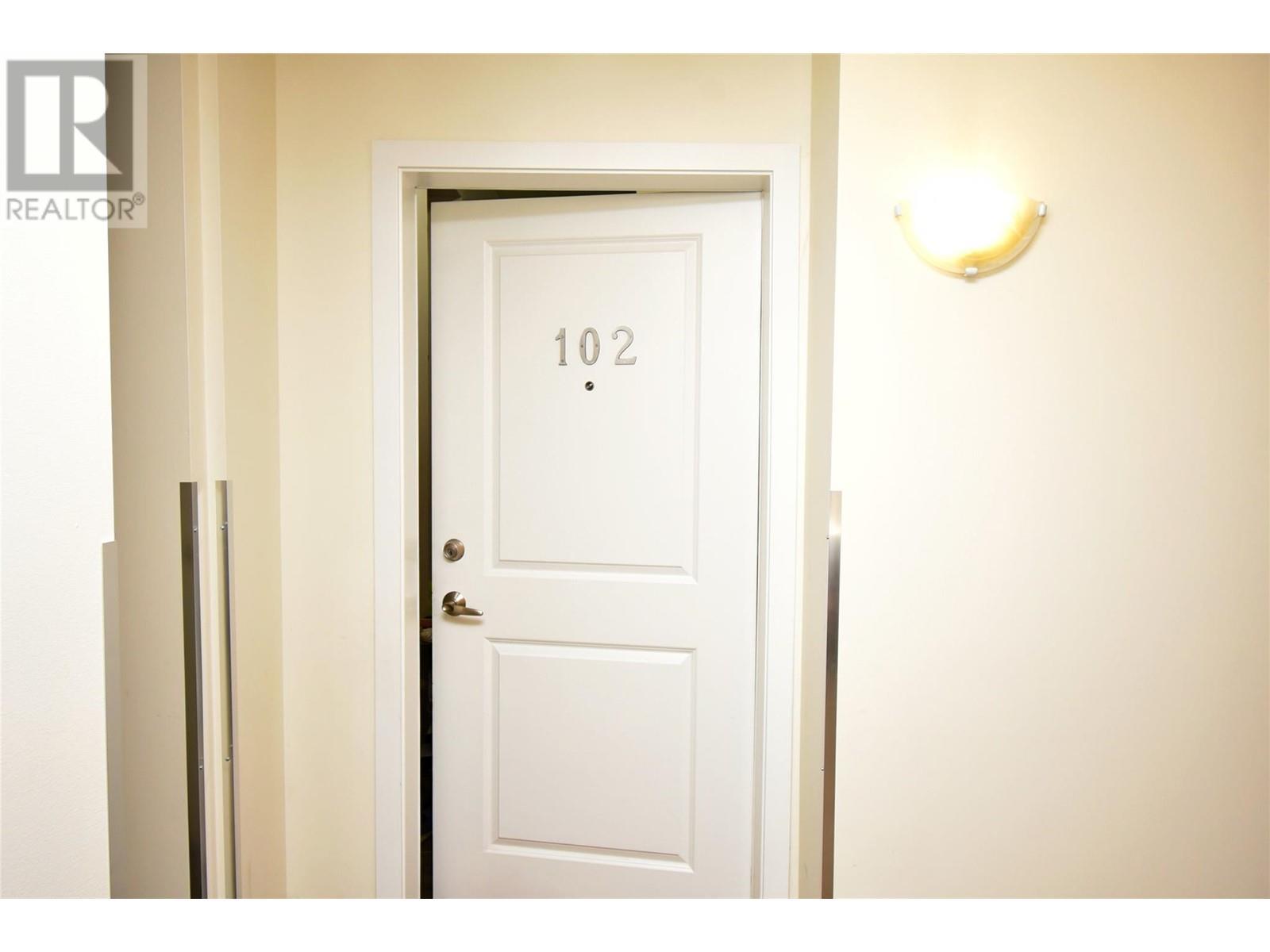 4205 27 Street Unit# 102. Vernon, British Columbia