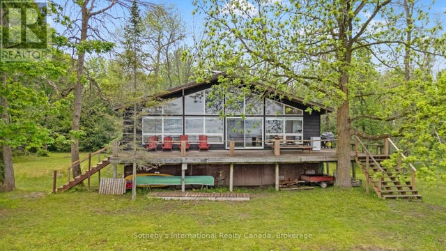 10 & 11 Methodist Island, Tay (port Mcnicoll)