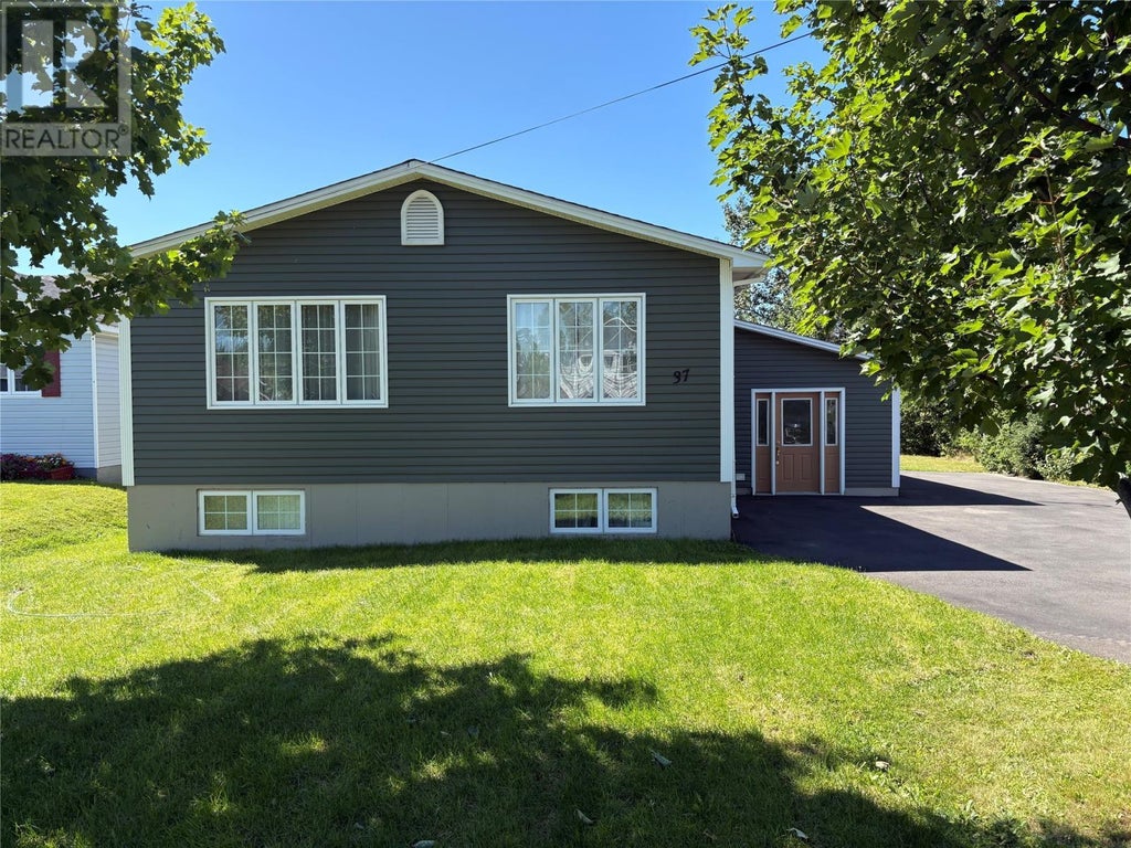 37 Premier Drive, Lewisporte