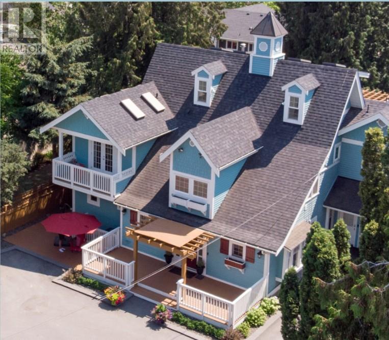 1009 Lawrence Avenue. Kelowna, British Columbia