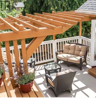 1009 Lawrence Avenue. Kelowna, British Columbia