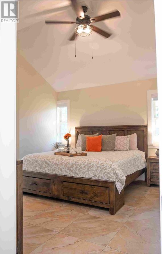 1009 Lawrence Avenue. Kelowna, British Columbia