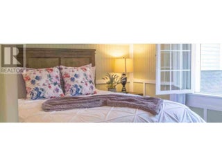 1009 Lawrence Avenue. Kelowna, British Columbia