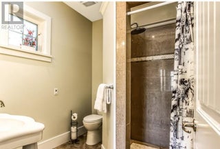 1009 Lawrence Avenue. Kelowna, British Columbia