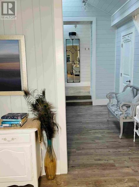 1009 Lawrence Avenue. Kelowna, British Columbia