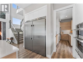 3645 Mckinley Beach Drive. Kelowna, British Columbia