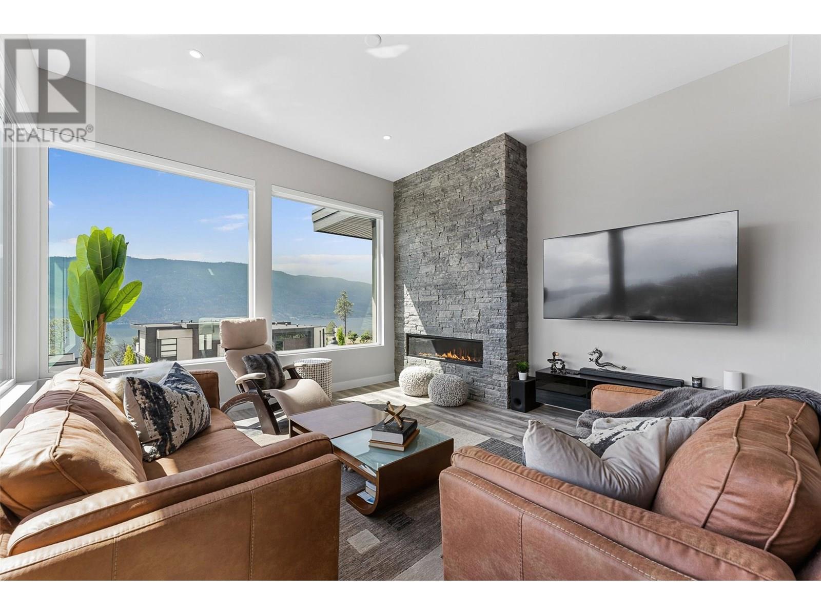 3645 Mckinley Beach Drive. Kelowna, British Columbia