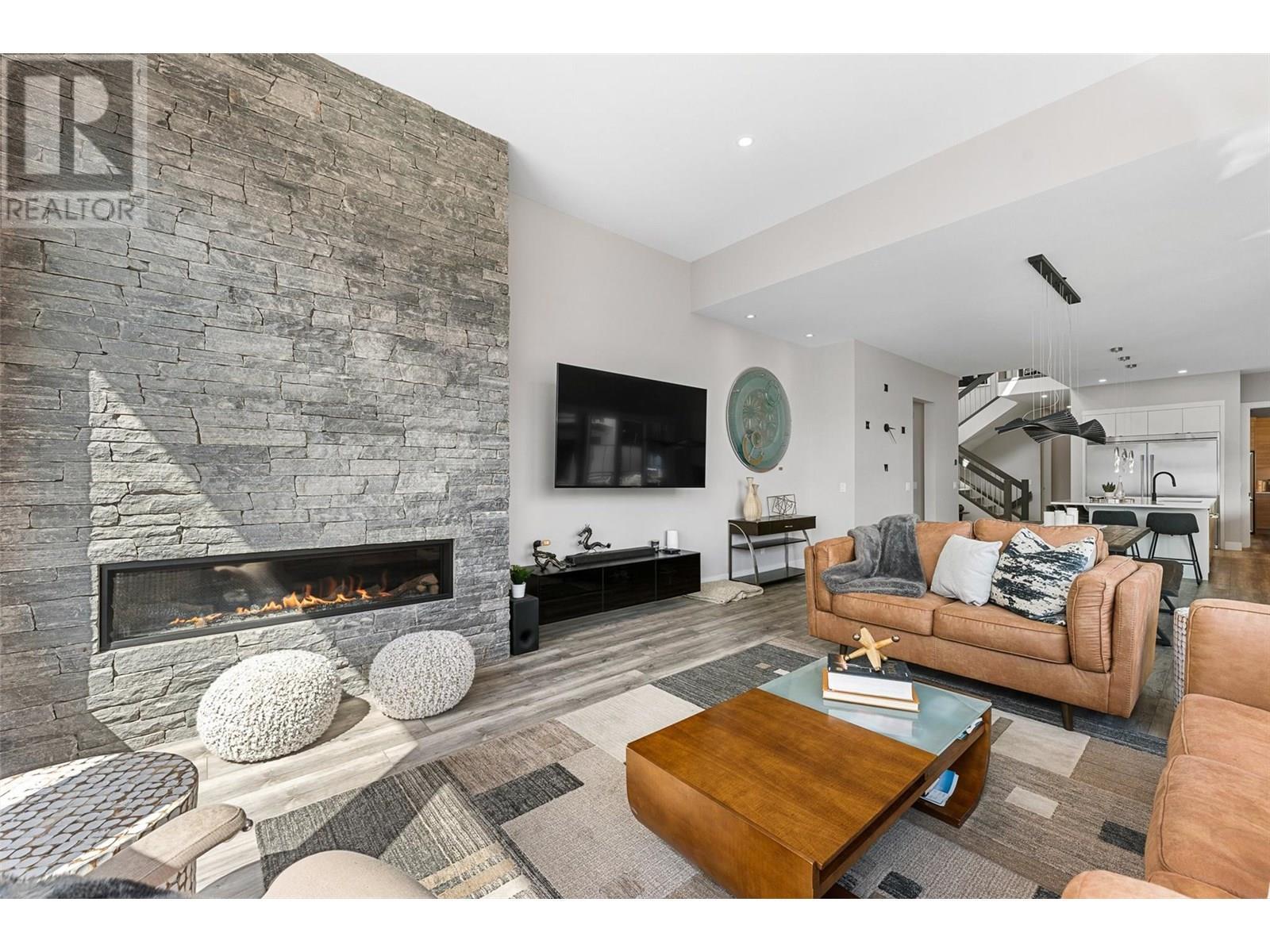 3645 Mckinley Beach Drive. Kelowna, British Columbia