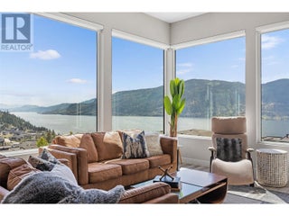 3645 Mckinley Beach Drive. Kelowna, British Columbia