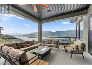 3645 Mckinley Beach Drive. Kelowna, British Columbia