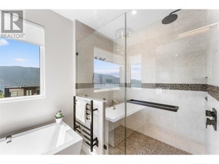 3645 Mckinley Beach Drive. Kelowna, British Columbia