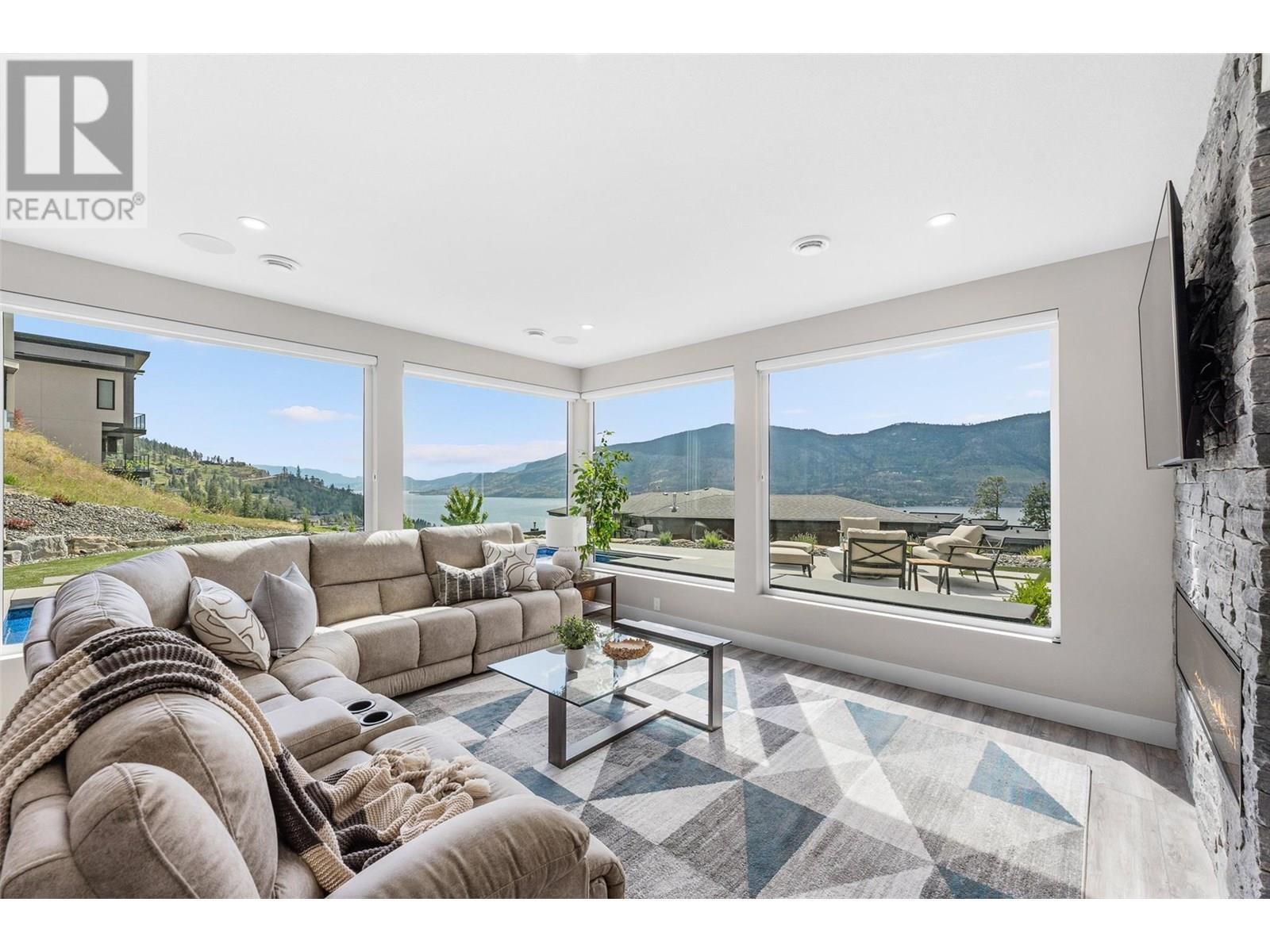 3645 Mckinley Beach Drive. Kelowna, British Columbia