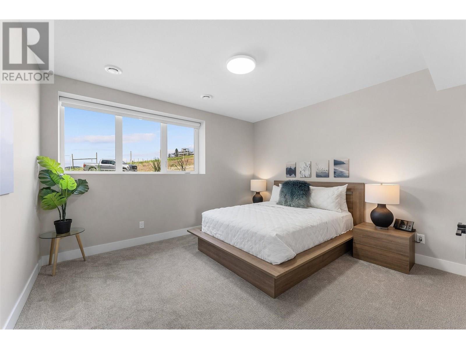 3645 Mckinley Beach Drive. Kelowna, British Columbia