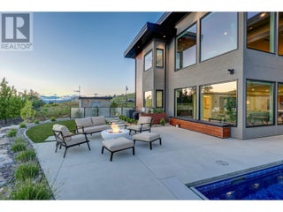 3645 Mckinley Beach Drive. Kelowna, British Columbia