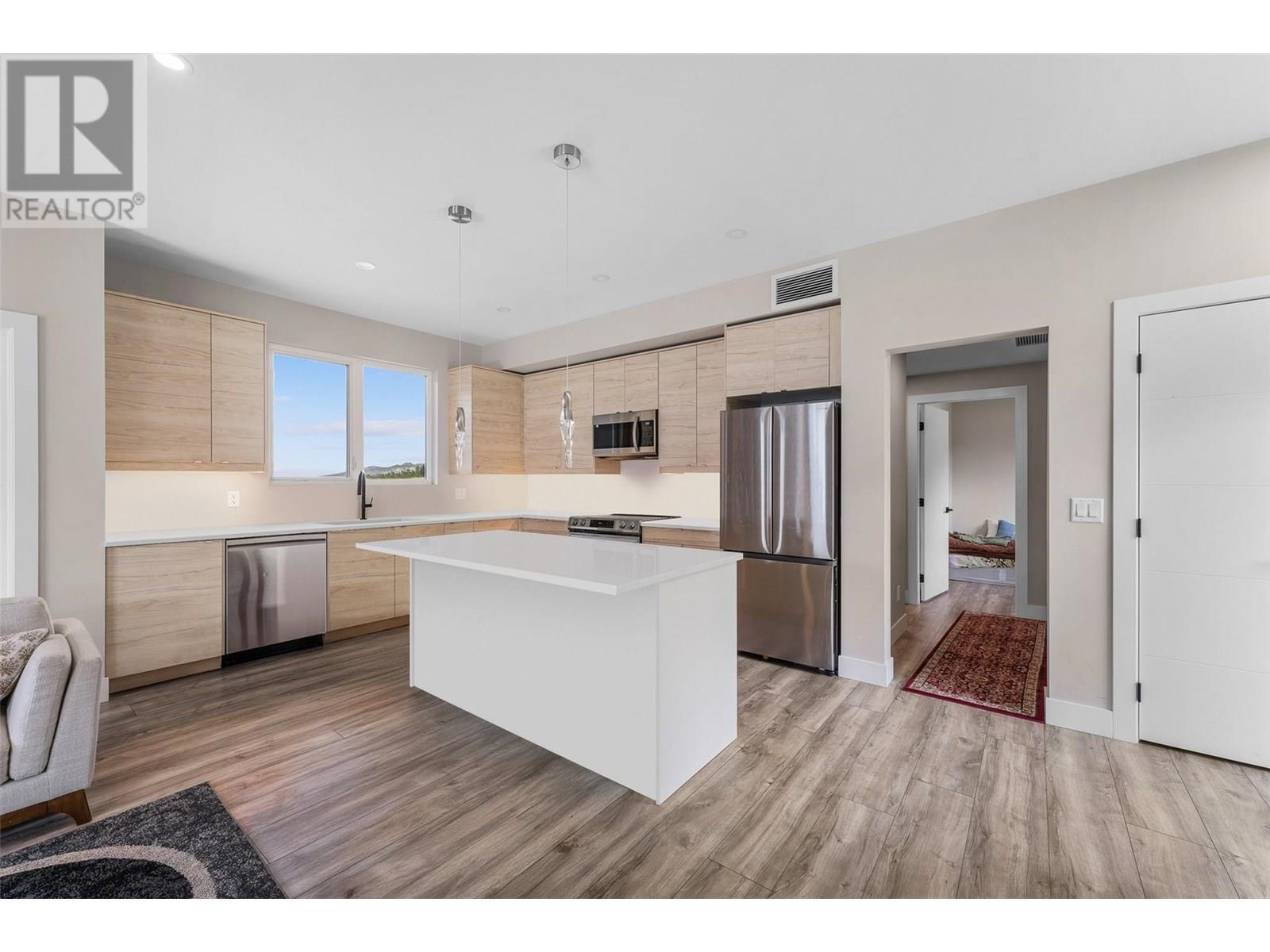 3645 Mckinley Beach Drive. Kelowna, British Columbia