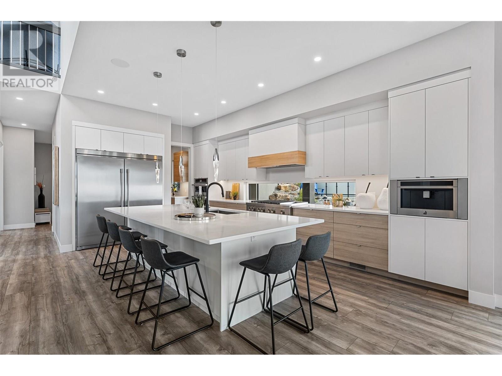 3645 Mckinley Beach Drive. Kelowna, British Columbia