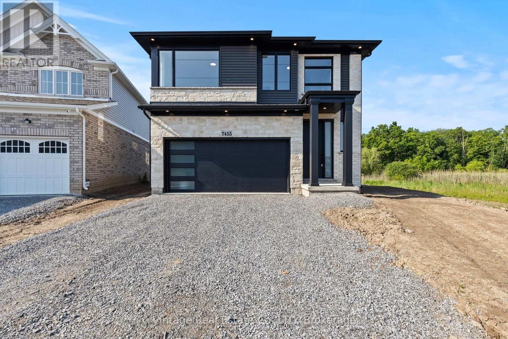 7455 Majestic Trail, Niagara Falls (brown)