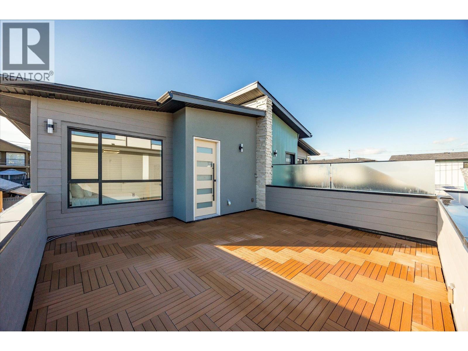 745 Patterson Avenue Unit# 1. Kelowna, British Columbia