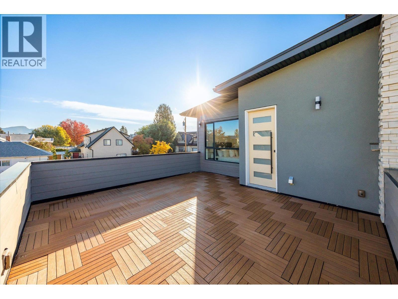 745 Patterson Avenue Unit# 1. Kelowna, British Columbia