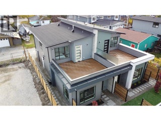 745 Patterson Avenue Unit# 1. Kelowna, British Columbia