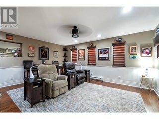 1047 Wharf Road. Scotch Creek, British Columbia