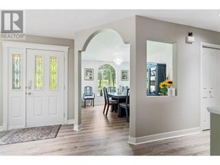 1047 Wharf Road. Scotch Creek, British Columbia