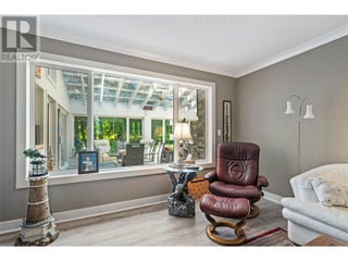 1047 Wharf Road. Scotch Creek, British Columbia