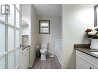 1047 Wharf Road. Scotch Creek, British Columbia