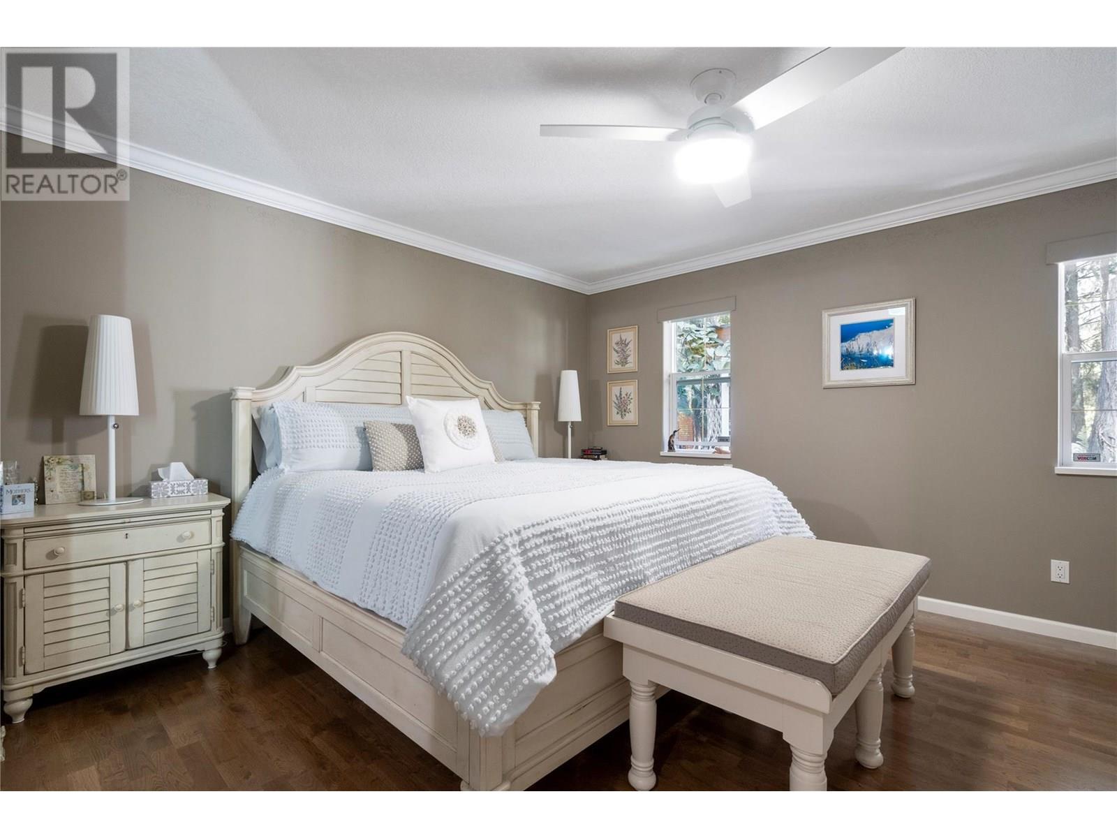 1047 Wharf Road. Scotch Creek, British Columbia