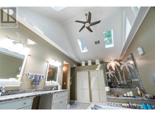 1047 Wharf Road. Scotch Creek, British Columbia