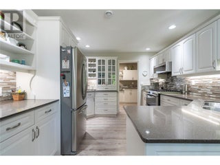 1047 Wharf Road. Scotch Creek, British Columbia