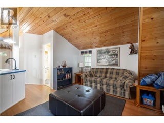 1047 Wharf Road. Scotch Creek, British Columbia