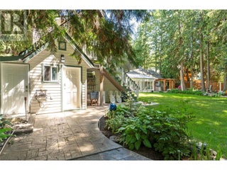 1047 Wharf Road. Scotch Creek, British Columbia