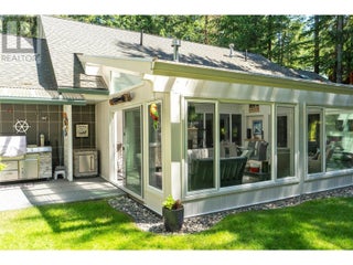 1047 Wharf Road. Scotch Creek, British Columbia