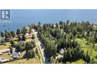1047 Wharf Road. Scotch Creek, British Columbia