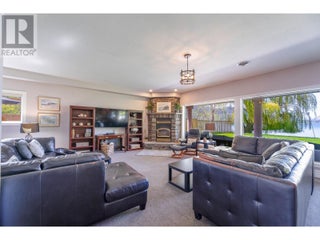 166 Sundial Road. Oliver, British Columbia