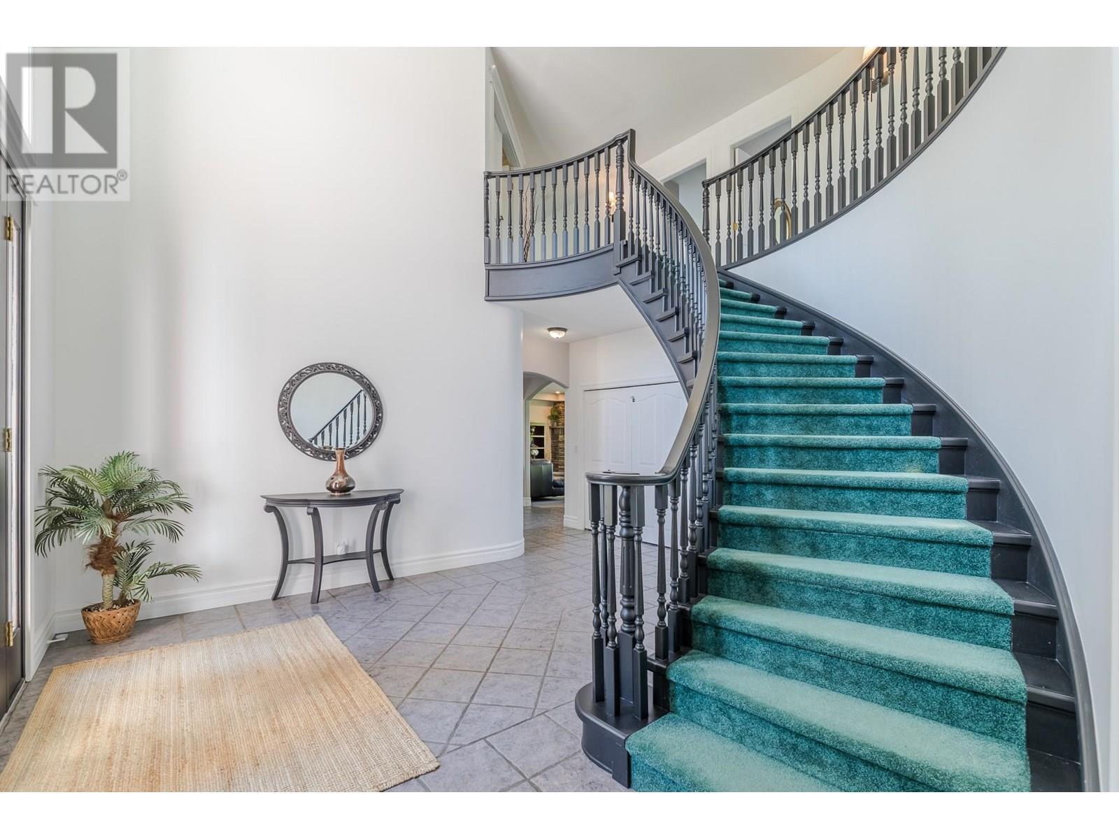 166 Sundial Road. Oliver, British Columbia