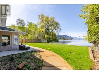 166 Sundial Road. Oliver, British Columbia