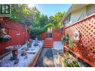 1041 11 Avenue Unit# 3. Vernon, British Columbia