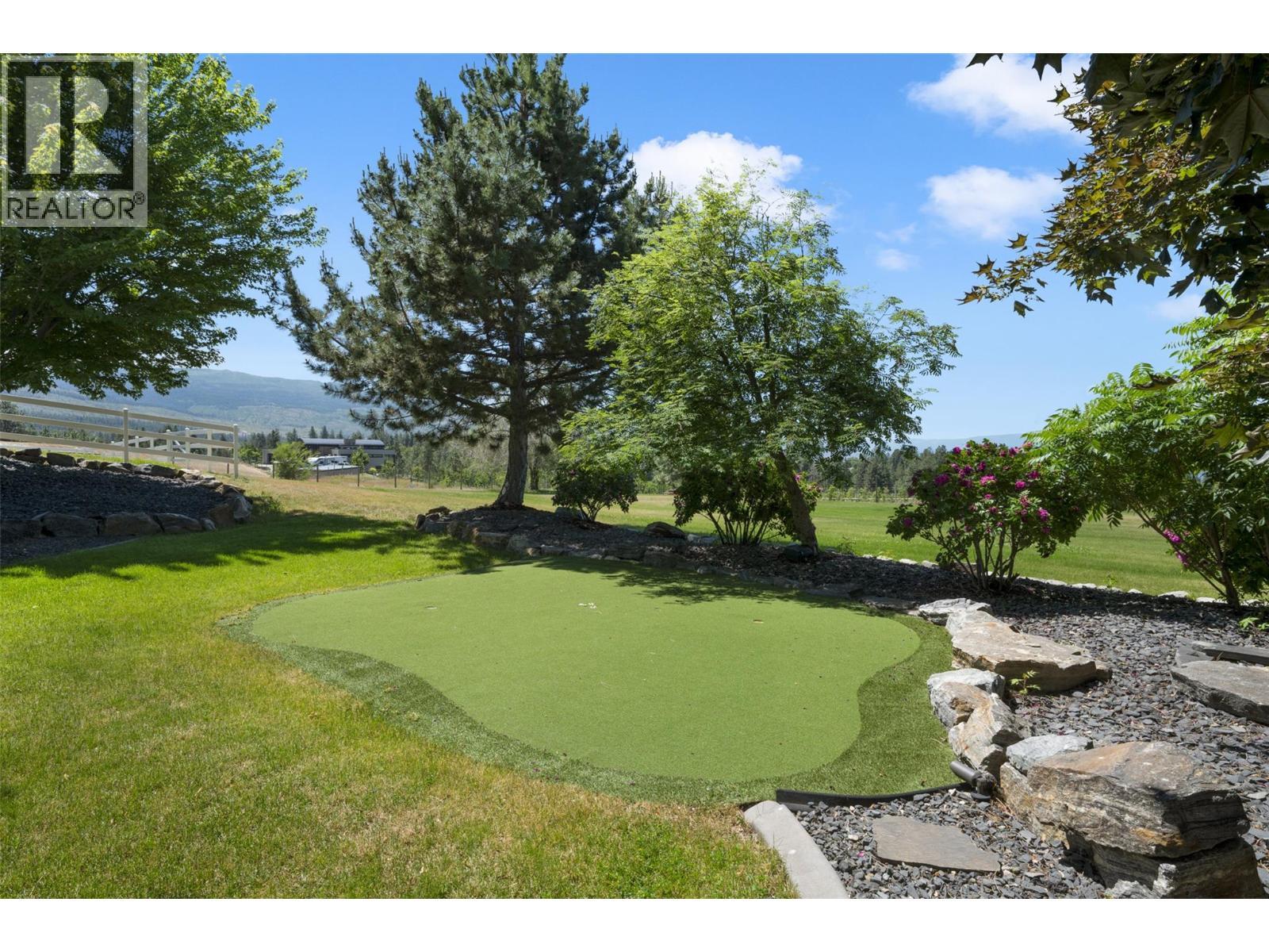 2375 Grantham Road. Kelowna, British Columbia