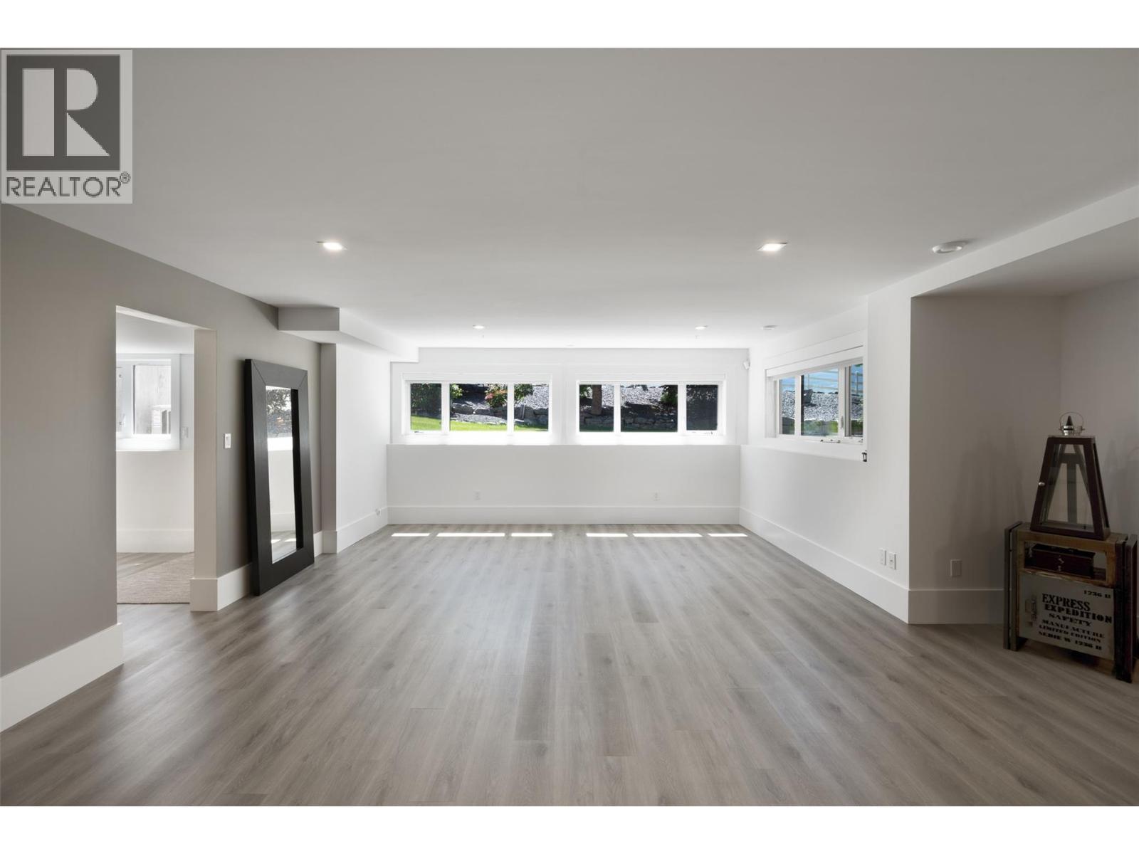 2375 Grantham Road. Kelowna, British Columbia