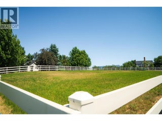 2375 Grantham Road. Kelowna, British Columbia