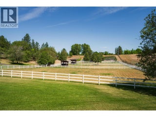 2375 Grantham Road. Kelowna, British Columbia