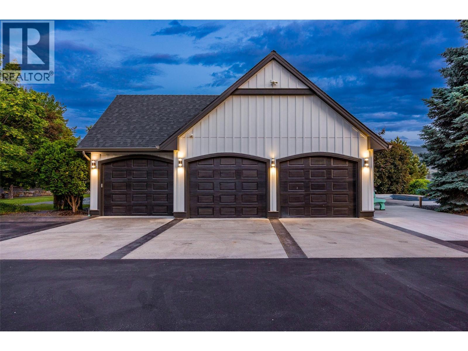 2375 Grantham Road. Kelowna, British Columbia