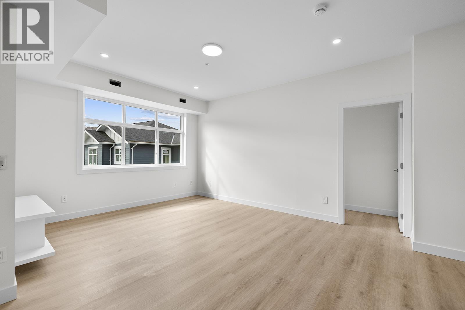 5300 Main Street Unit# 202. Kelowna, British Columbia