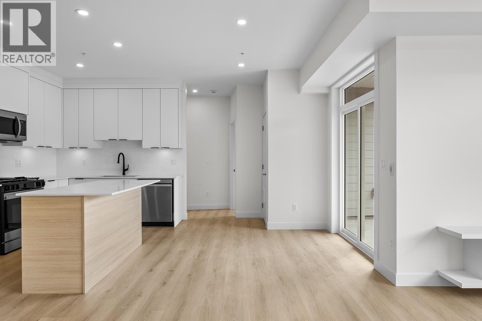 5300 Main Street Unit# 202. Kelowna, British Columbia