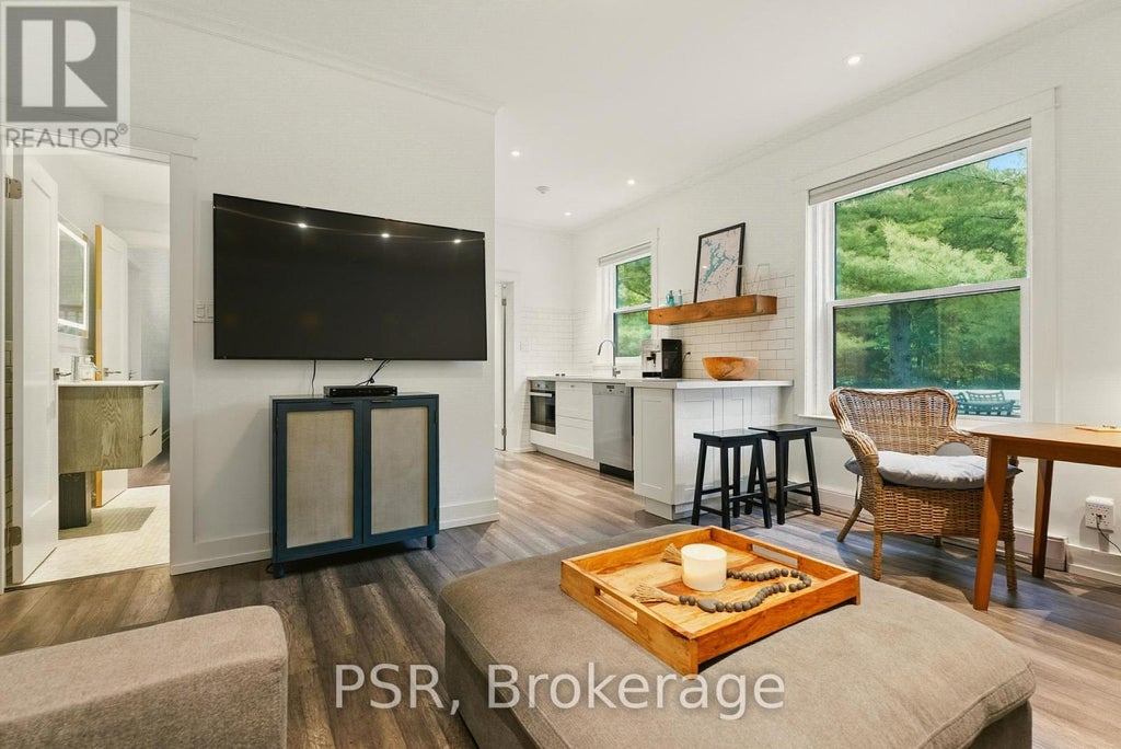 118 - 12 Bigwin Island, Lake Of Bays (franklin)